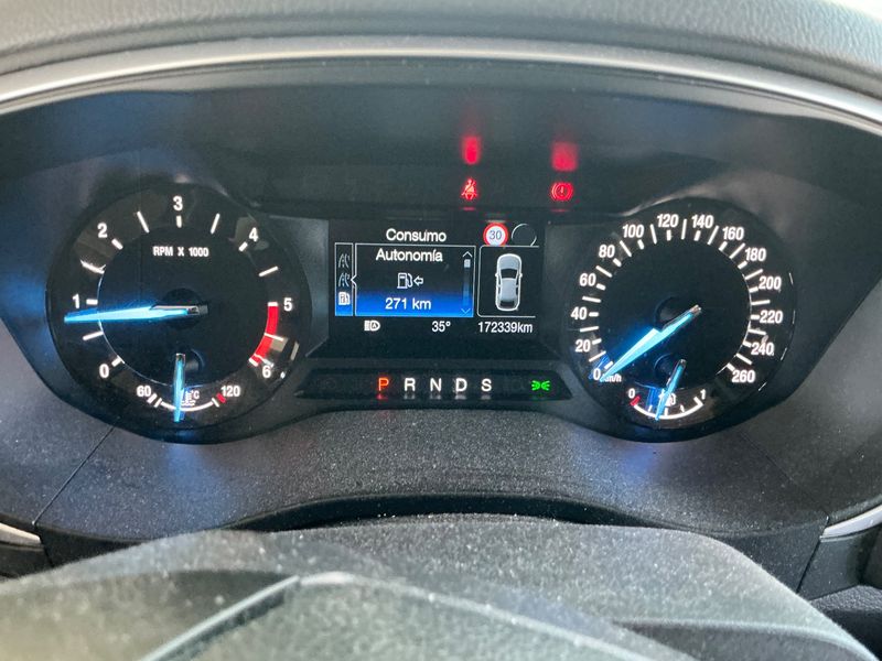 Ford Mondeo 2.0 TDCi EcoBlue Trend — zdjęcie 13
