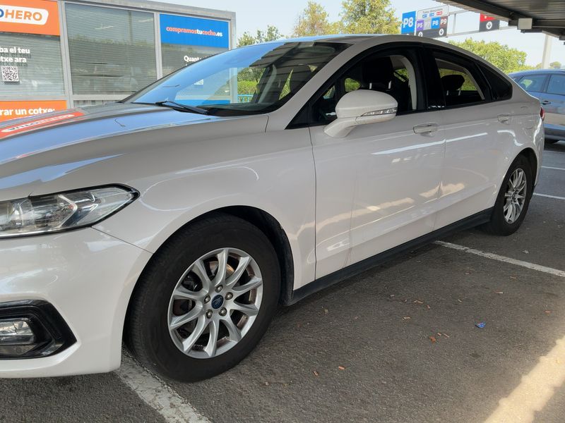 Ford Mondeo 2.0 TDCi EcoBlue Trend — zdjęcie 2