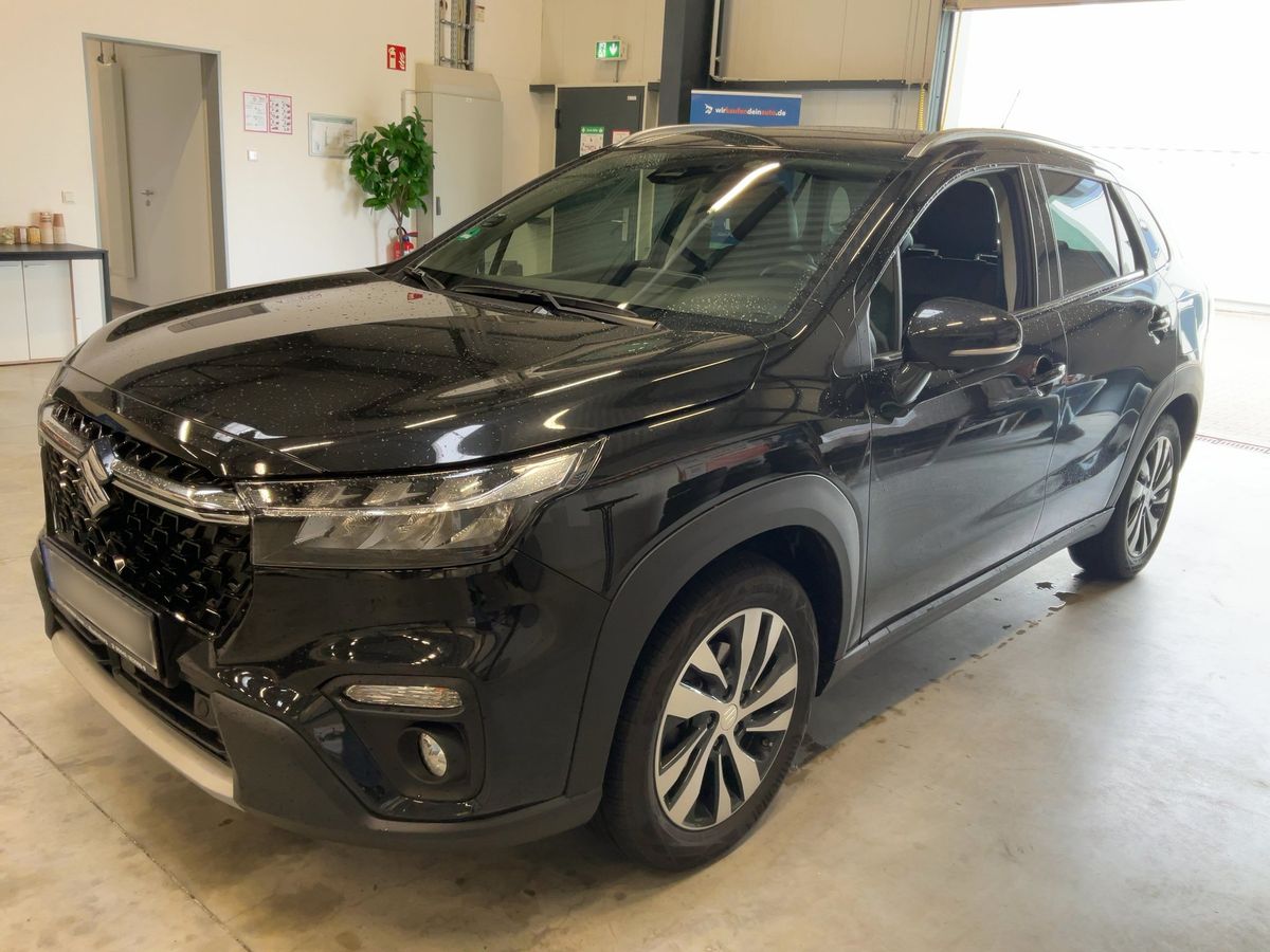Suzuki S-Cross 2023