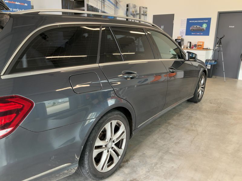 Mercedes-Benz E-Klasse E 220 CDI T BlueTEC Avantgarde 2015 – снимка 8