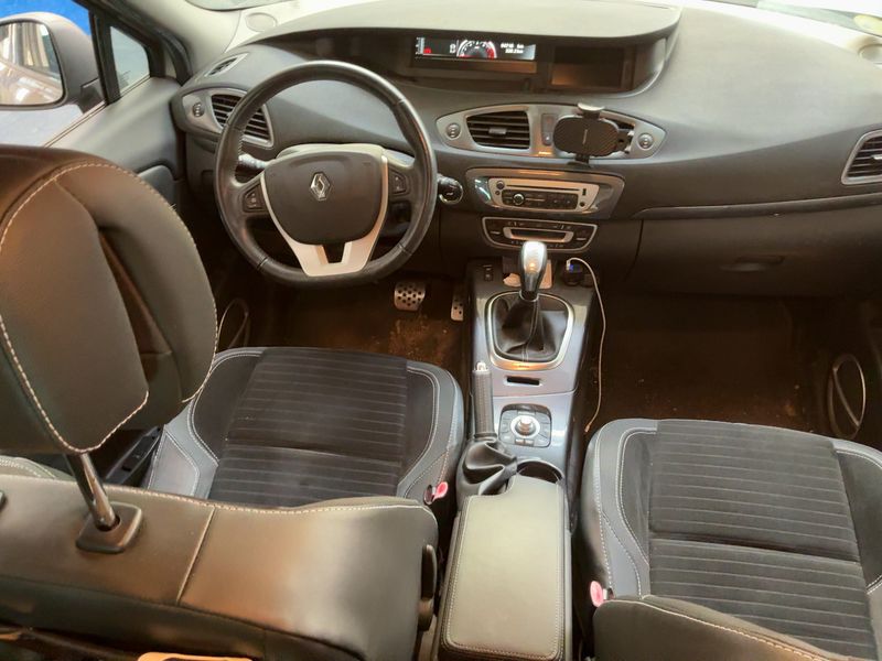 Renault Scenic 1.5 dCi Xmod Bose 2013 – снимка 17