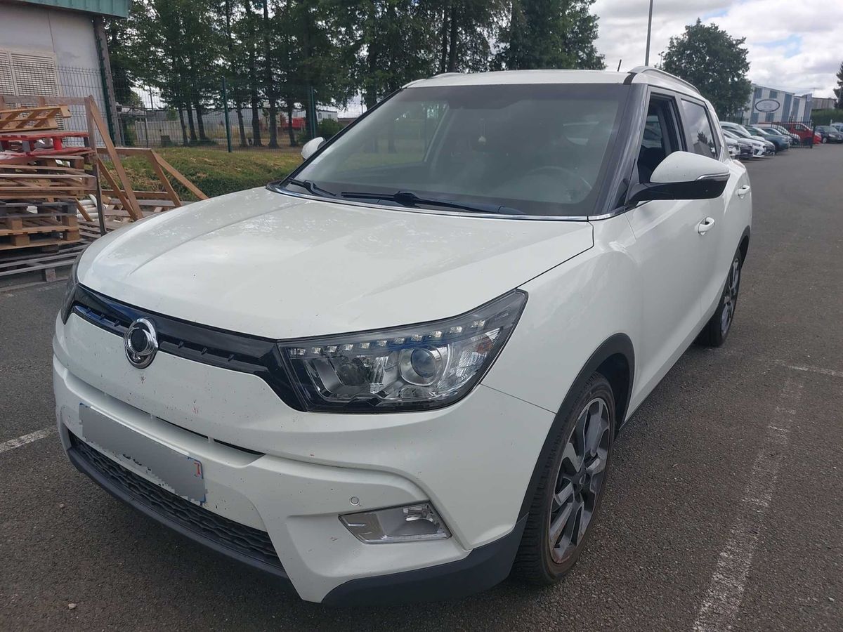 Ssangyong Tivoli 2015