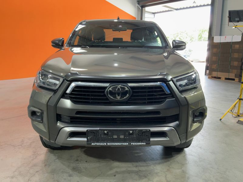 Toyota Hilux 2.8 D-4D Double Cab Invincible 4x4 — zdjęcie 9