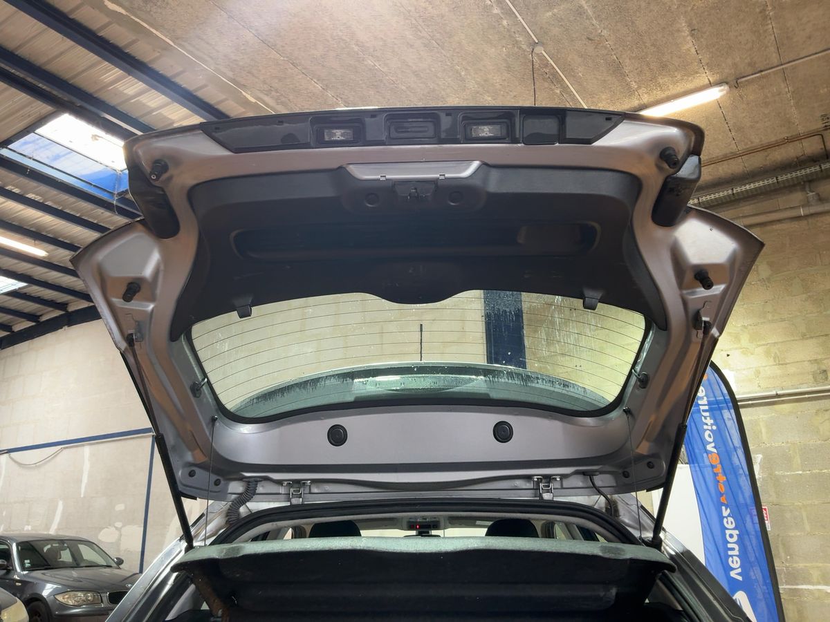 Citroen C4 2019 — photo 16