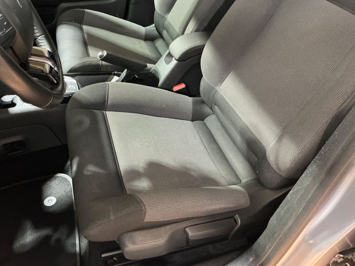 Citroen C4 2019 — photo 51