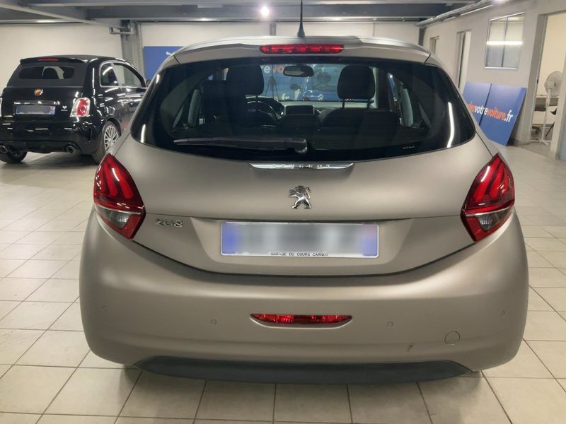 Peugeot 208 1.2 PureTech Allure — zdjęcie 5