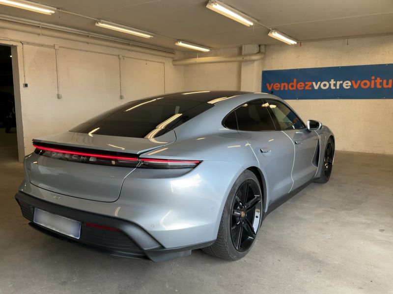 Porsche Taycan 4S — zdjęcie 6