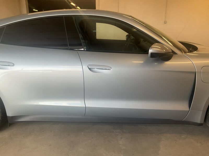 Porsche Taycan 4S — zdjęcie 7