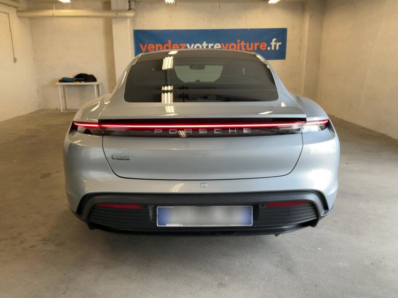 Porsche Taycan 4S — zdjęcie 5