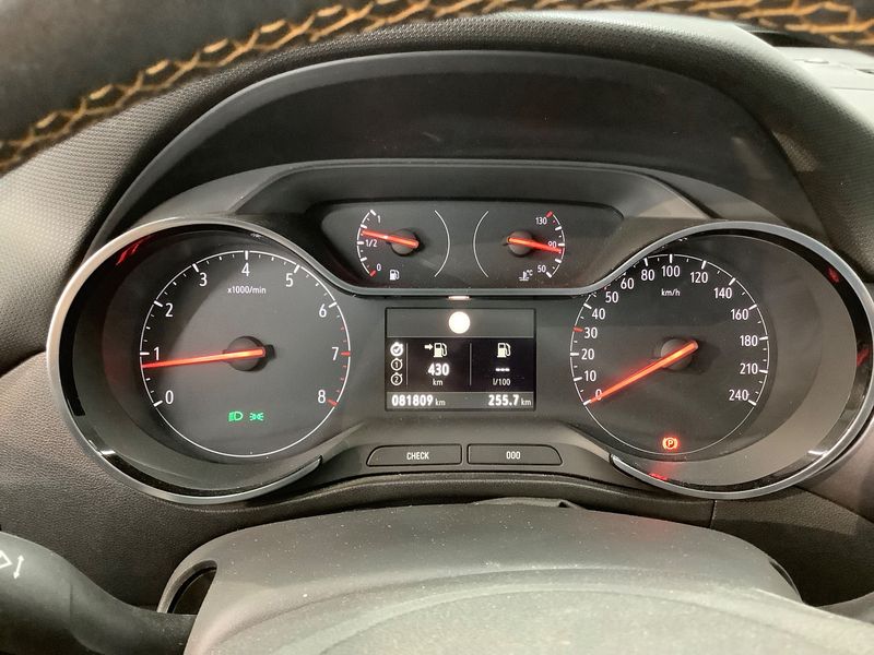 Opel Crossland X 1.2 Turbo INNOVATION — zdjęcie 13