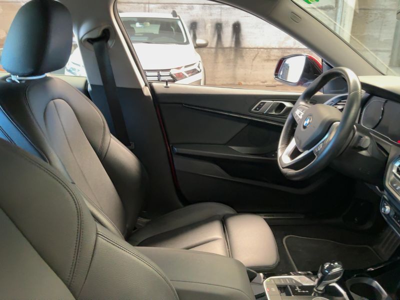BMW 2er 218i Gran Coupe Sport Line — zdjęcie 11