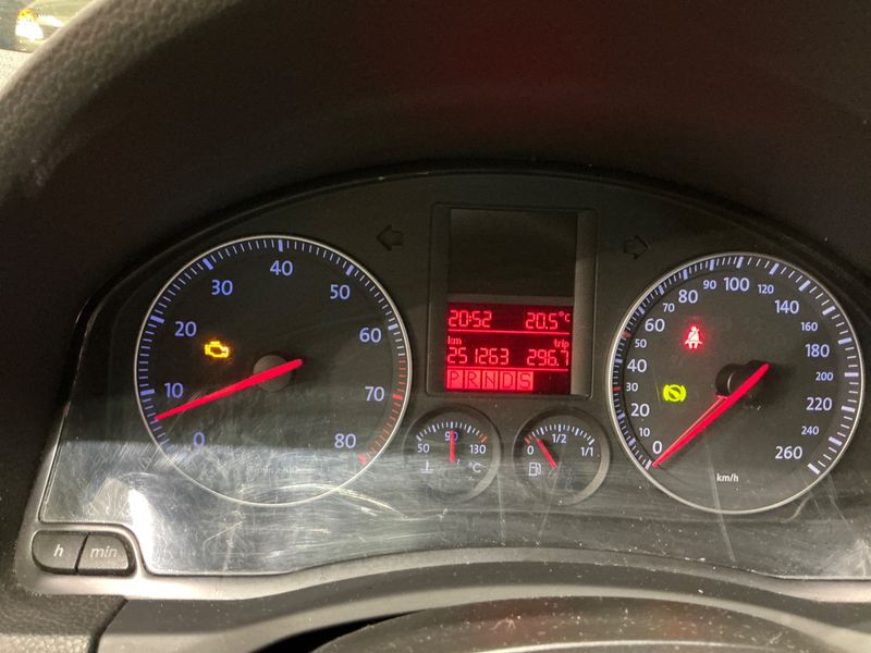 Volkswagen Golf V 1.6 FSI Trendline — zdjęcie 4