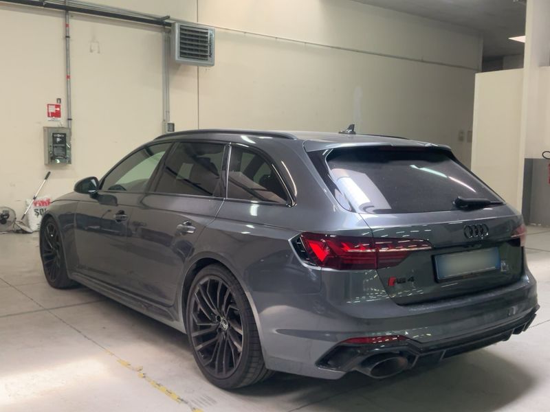 Audi RS 4 2.9 TFSI quattro — zdjęcie 3