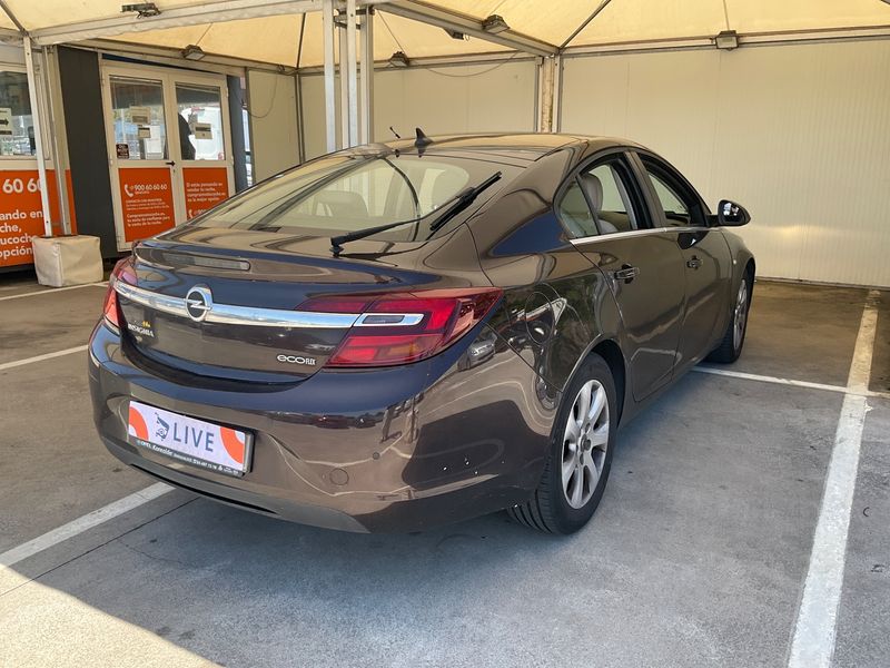 Opel Insignia 2.0 CDTI Selective — zdjęcie 2