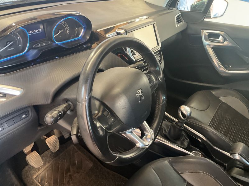 Peugeot 2008 1.6 e-HDi Allure 2014 – снимка 36