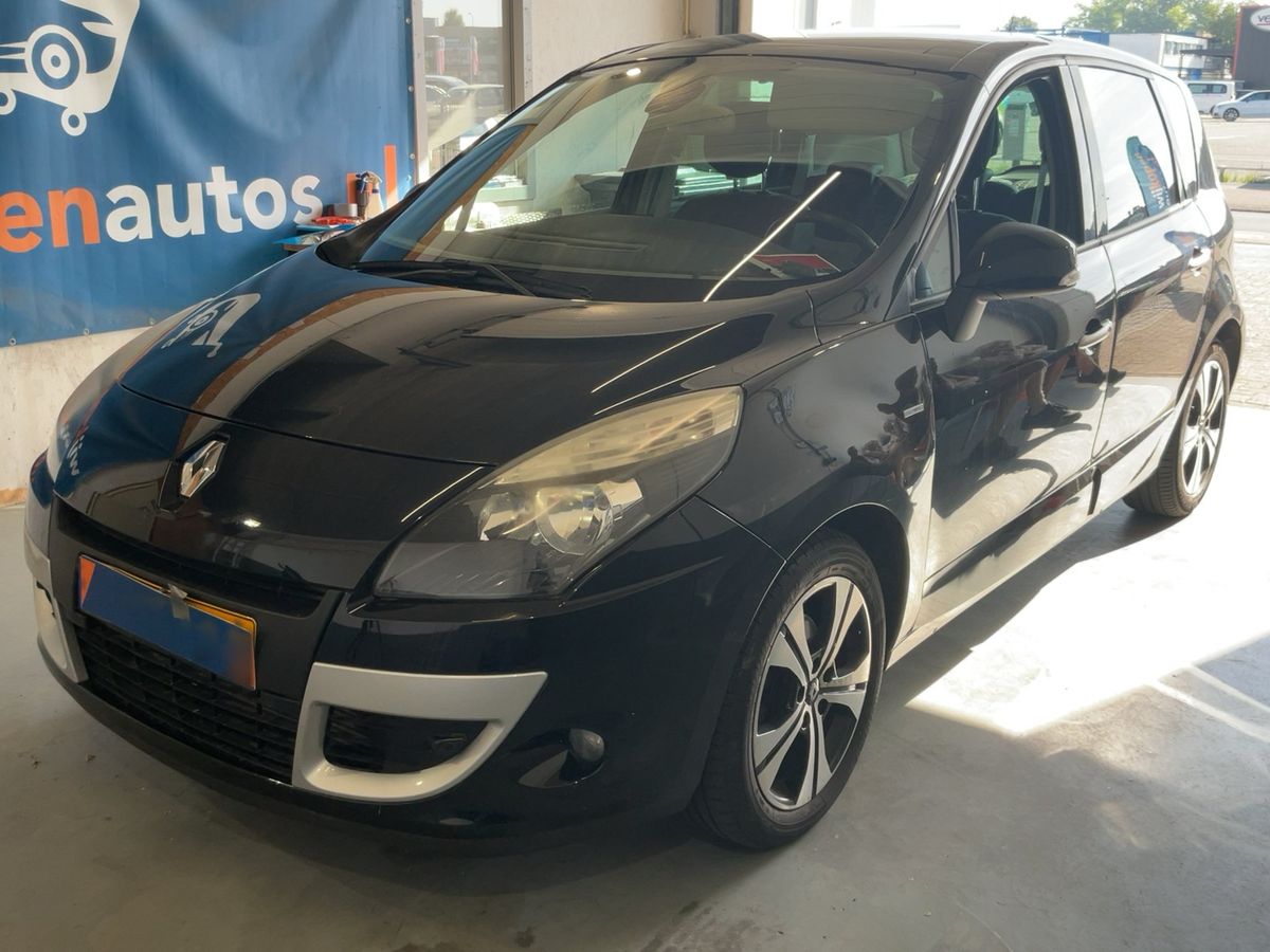 Renault Scenic 2011