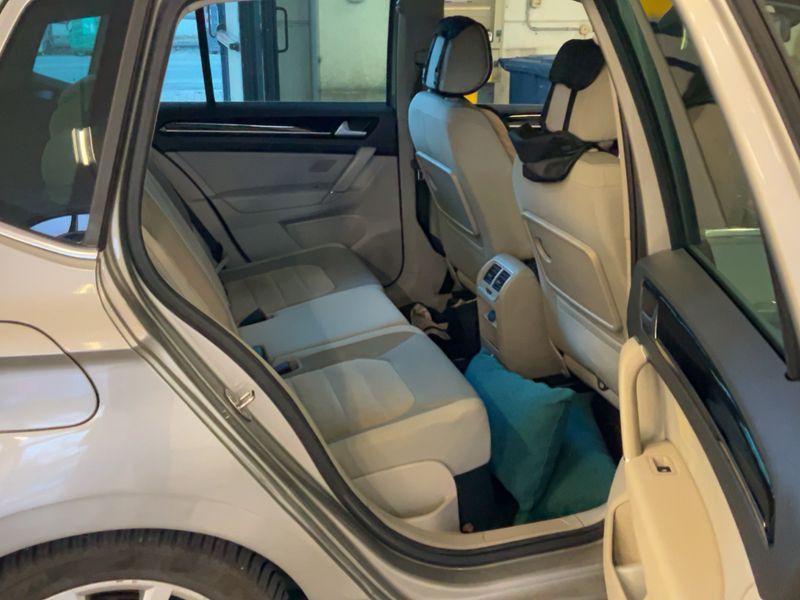 Volkswagen Golf VII Sportsvan 1.4 TSI Highline BlueMotion Tech — zdjęcie 14