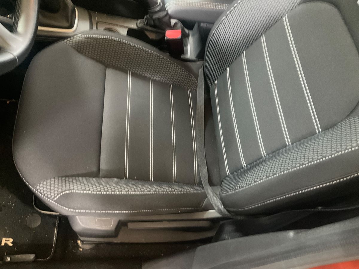Dacia Duster 2023 — photo 34