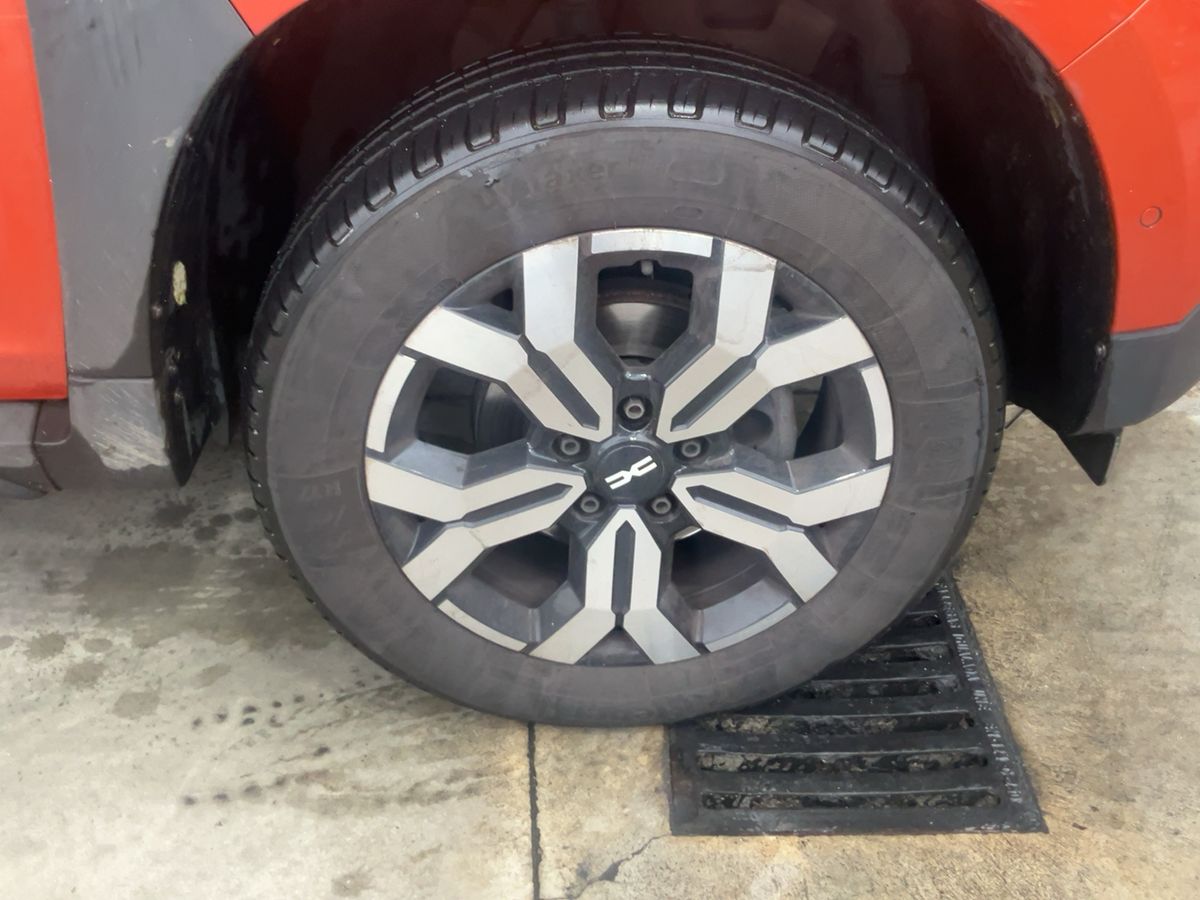Dacia Duster 2023 — photo 12
