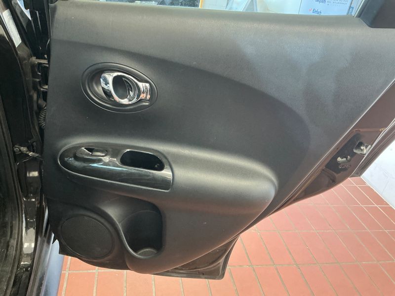 Nissan Juke 1.6 N-Connecta 2016 – снимка 32