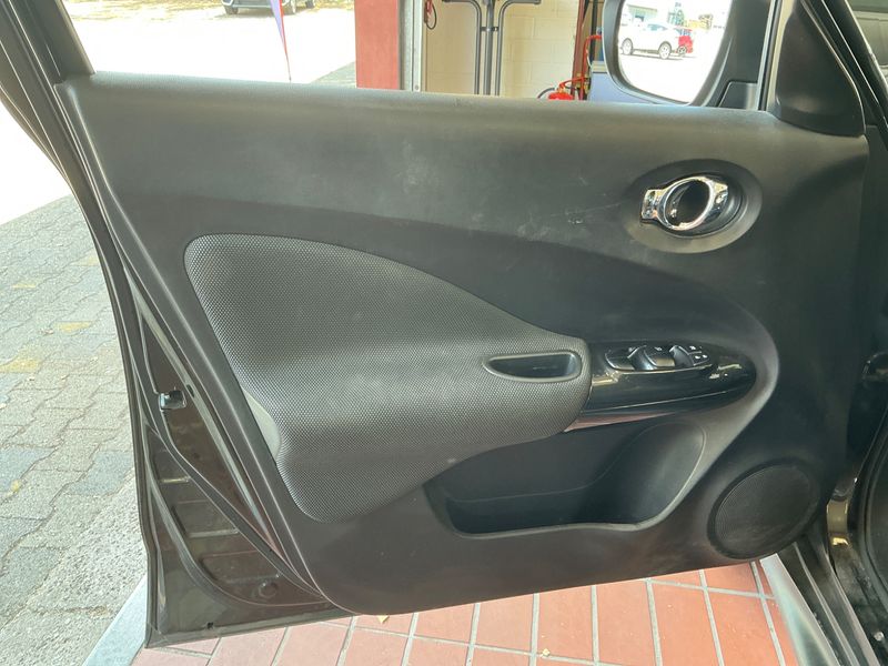 Nissan Juke 1.6 N-Connecta 2016 – снимка 29