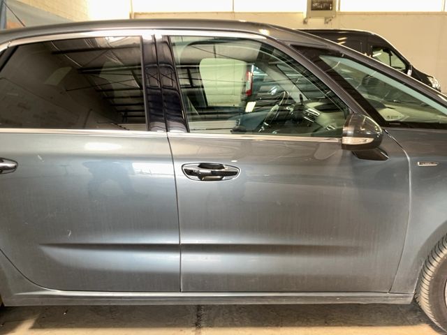 Citroen C4 Picasso 1.6 Blue-HDi Shine — zdjęcie 7