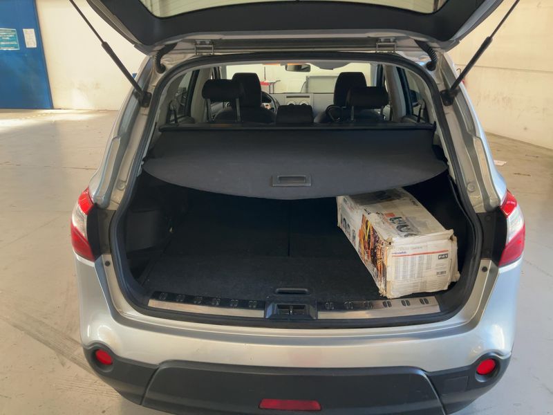 Nissan Qashqai+2 2.0 dCi Tekna 4x4 — zdjęcie 10