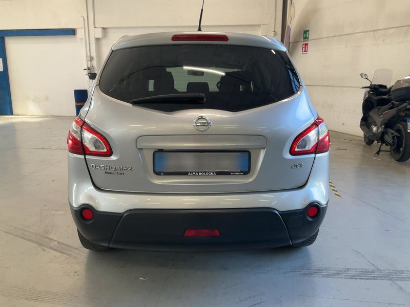 Nissan Qashqai+2 2.0 dCi Tekna 4x4 — zdjęcie 5