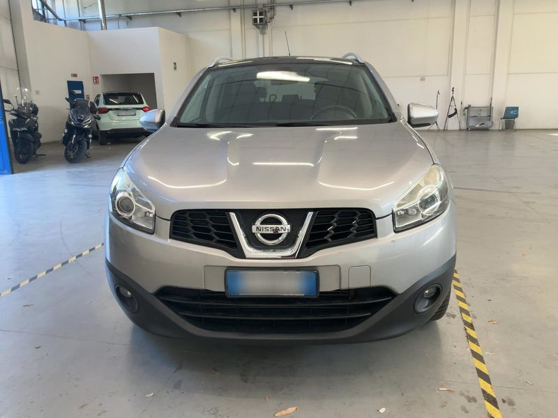 Nissan Qashqai+2 2.0 dCi Tekna 4x4 — zdjęcie 9