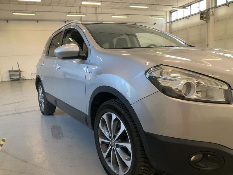 Nissan Qashqai+2 2.0 dCi Tekna 4x4 — zdjęcie 8