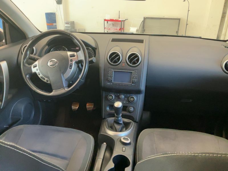 Nissan Qashqai+2 2.0 dCi Tekna 4x4 — zdjęcie 12