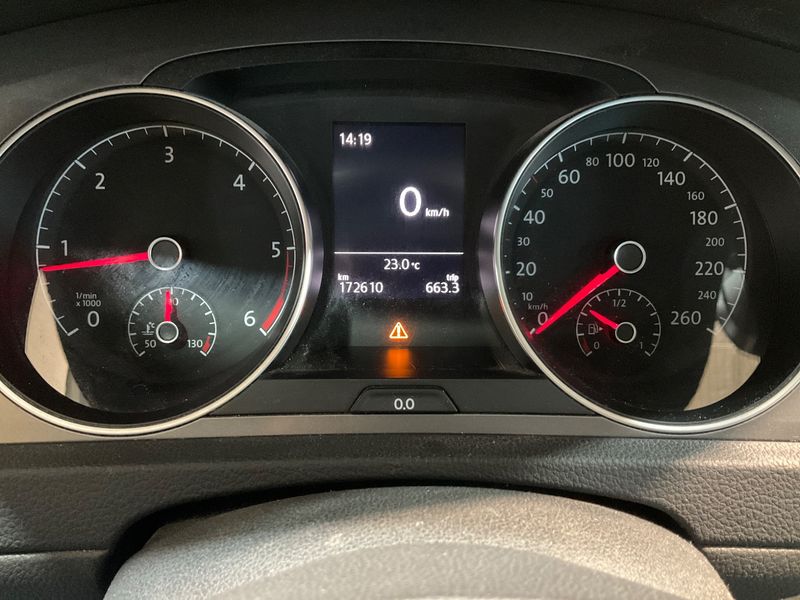 Volkswagen Golf VII 1.6 TDI Lounge BlueMotion Tech — zdjęcie 13