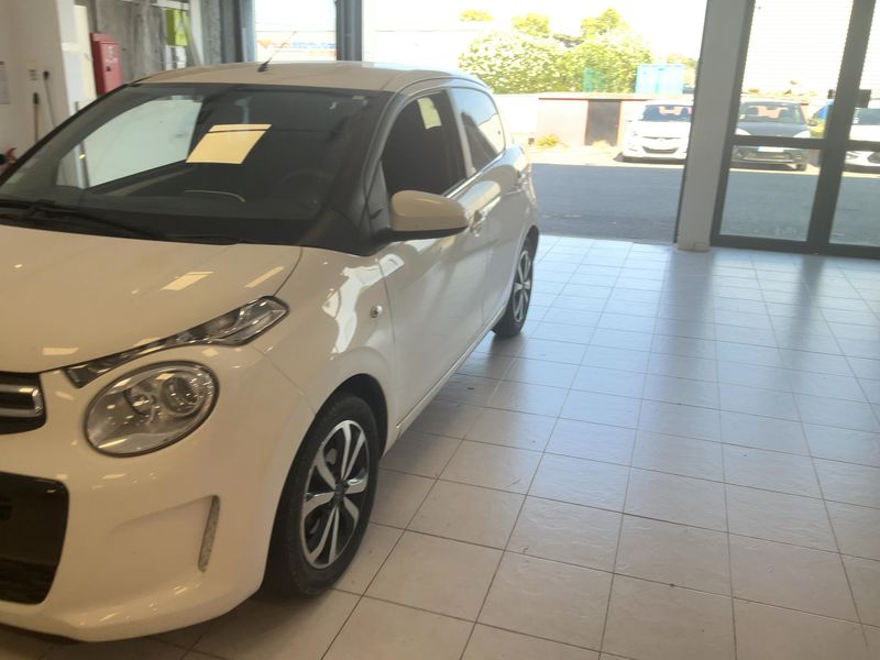 Citroen C1 1.2 VTi Shine — zdjęcie 2