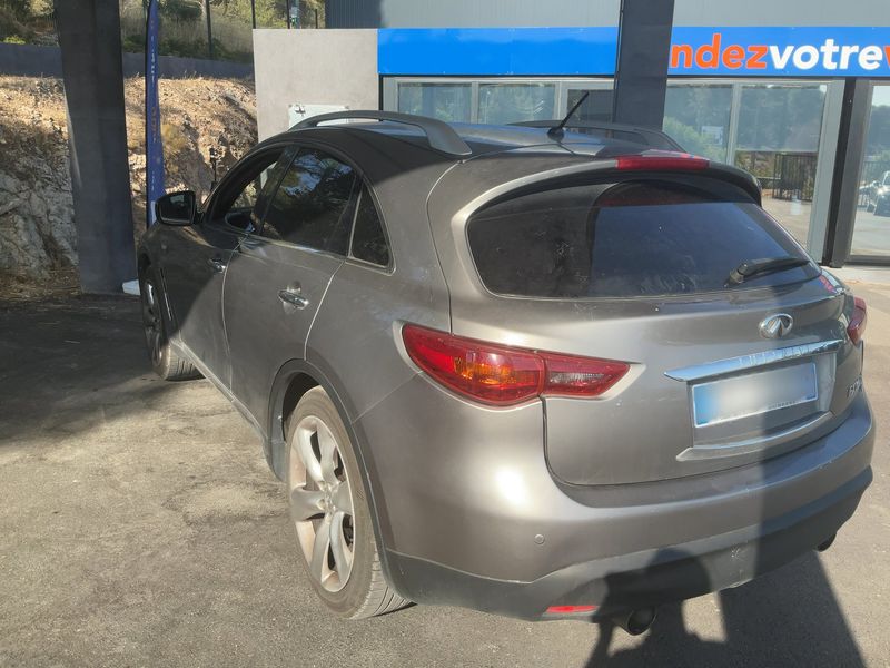Infiniti FX 3.0 V6 Diesel FX30d S Premium — zdjęcie 3