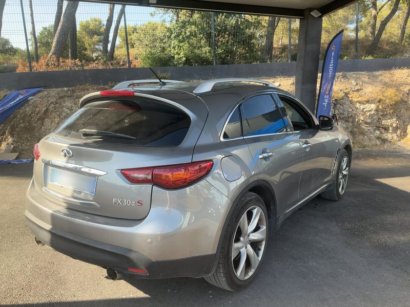 Infiniti FX 3.0 V6 Diesel FX30d S Premium — zdjęcie 6