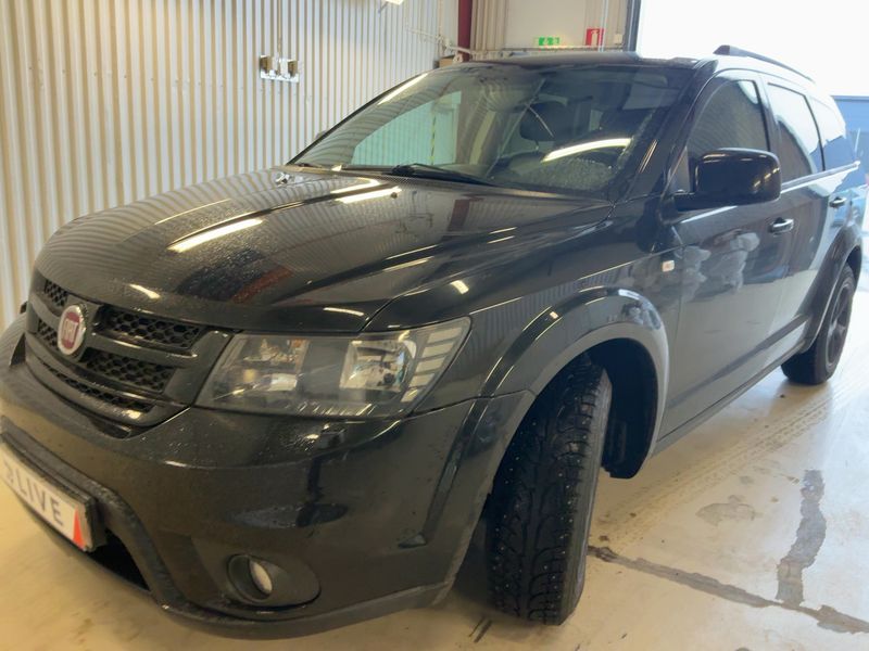 Freemont 2.0 Multijet Black Code AWD