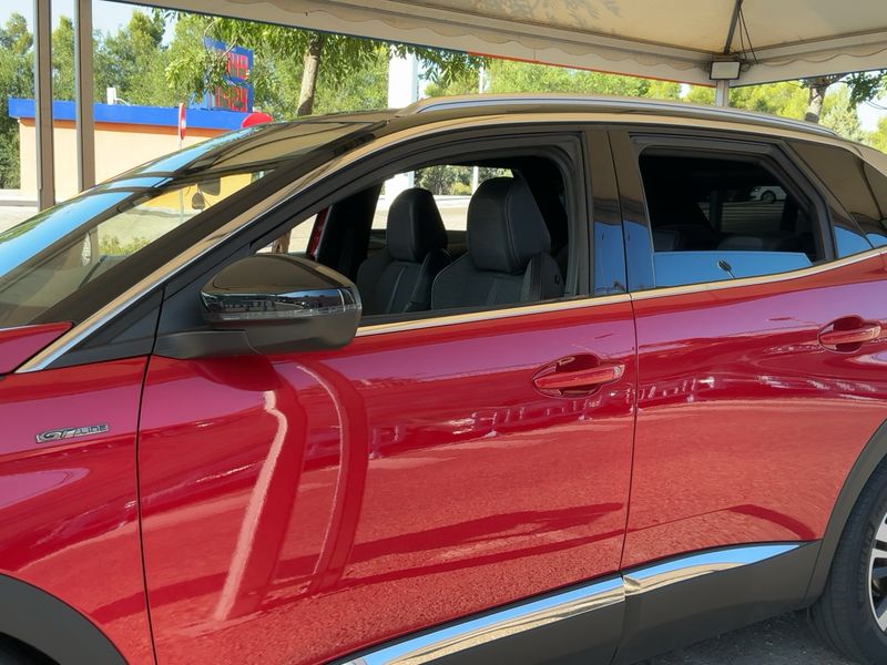 Peugeot 3008 1.6 Blue-HDi GT Line 2017 – снимка 4