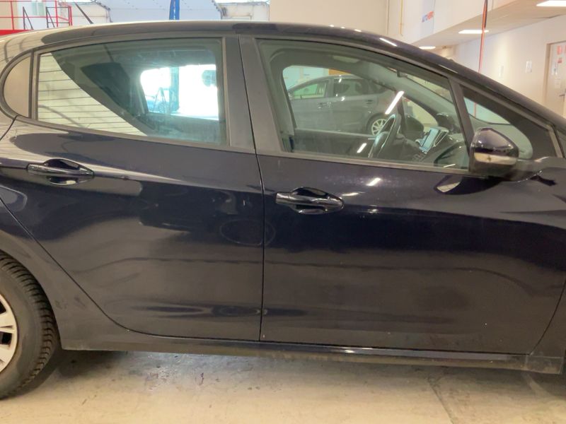 Peugeot 208 1.6 Blue-HDi Active 2016 – снимка 10