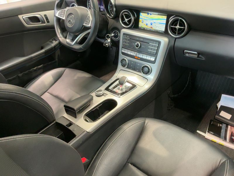 Mercedes-Benz SLC-Klasse SLC 200 CGI — zdjęcie 12