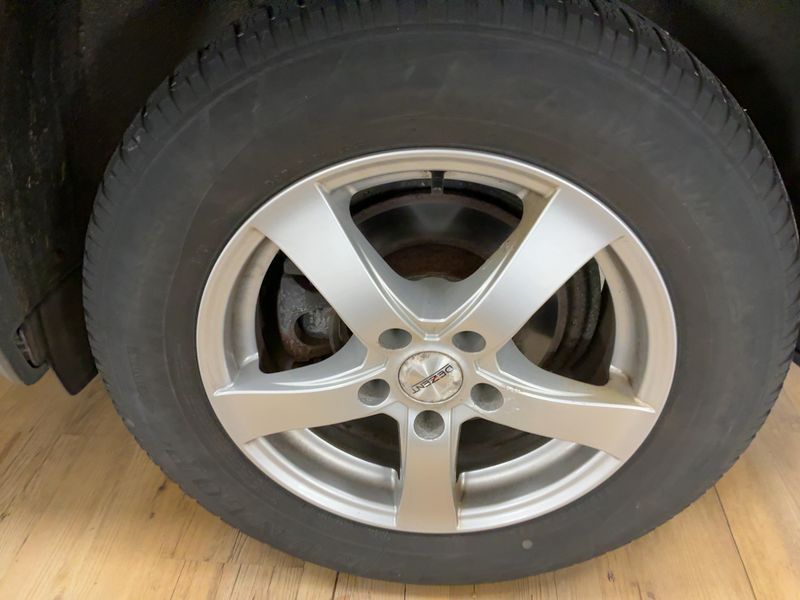 Volkswagen Tiguan 2.0 TDI Sport & Style BlueMotion Tech 2012 – снимка 5