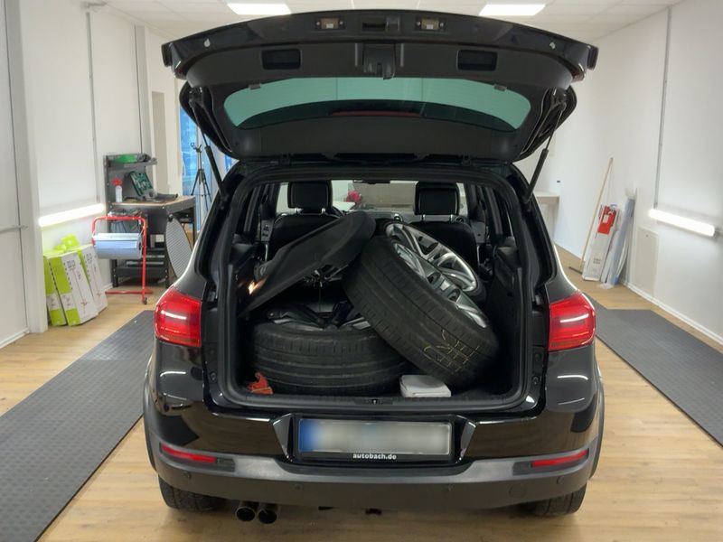Volkswagen Tiguan 2.0 TDI Sport & Style BlueMotion Tech 2012 – снимка 16