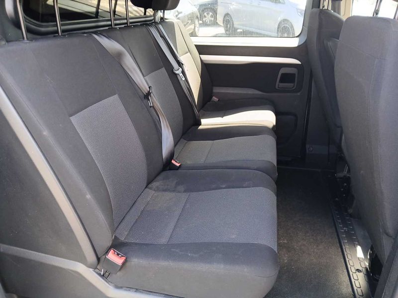 Opel Vivaro 2.0 Diesel L Doppelkabine Edition L3 — zdjęcie 14