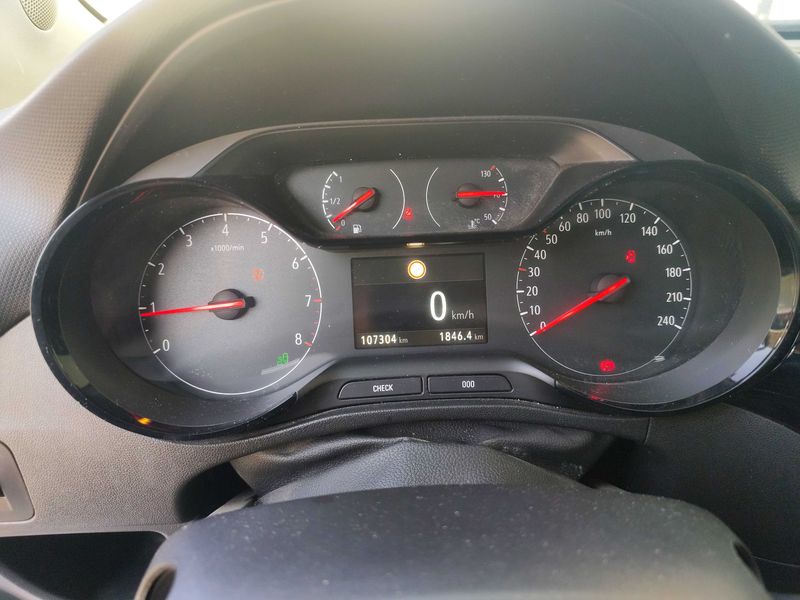 Opel Crossland X 1.2 Turbo Design Line 2019 – снимка 12