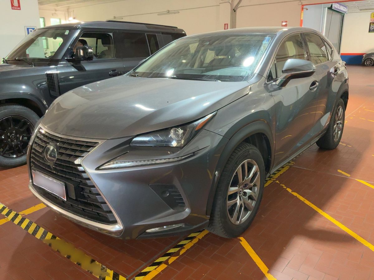 Lexus NX-Serie 2021