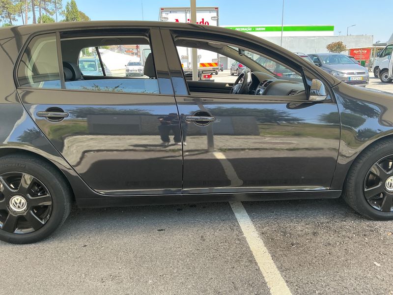 Volkswagen Golf V 1.9 TDI Highline — zdjęcie 7
