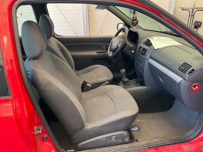 Renault Clio 1.2 Campus — zdjęcie 3
