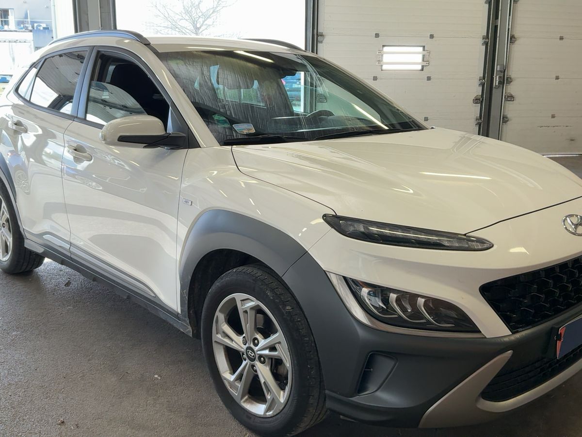 Hyundai Kona 2021 — photo 13