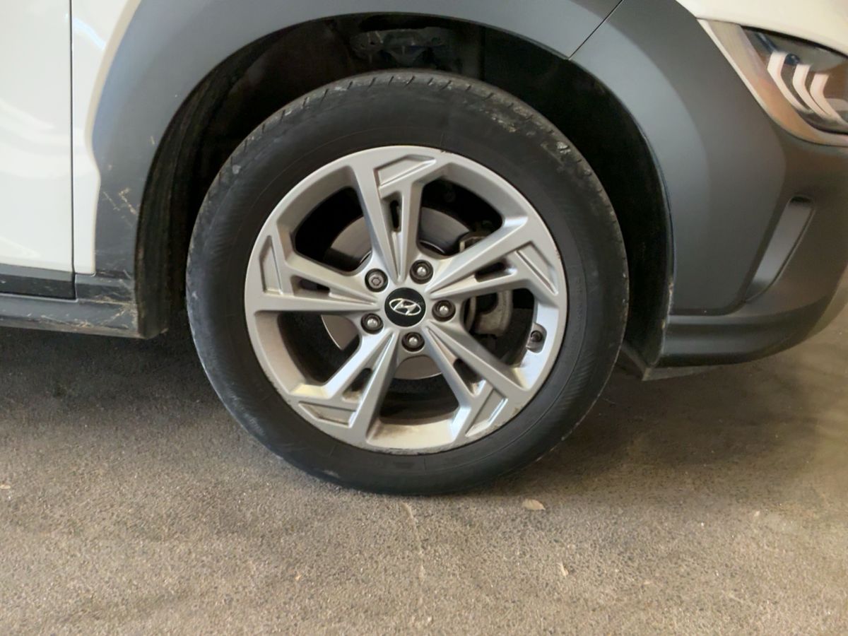 Hyundai Kona 2021 — photo 12
