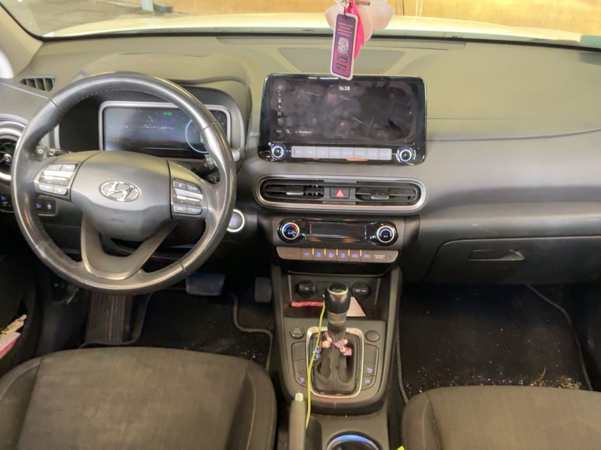Hyundai Kona 2021 — photo 18