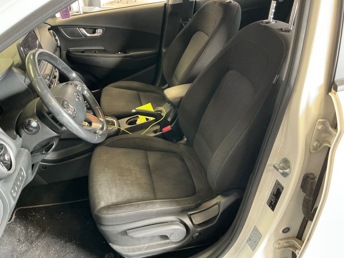 Hyundai Kona 2021 — photo 37